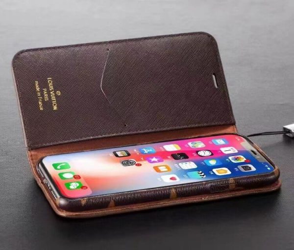 iPhone 13 Pro Max Louis Vuitton Wallet Folio Case iPhone 13 Pro Max Louis Vuitton Wallet Folio Case