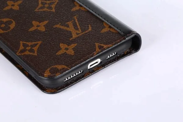 LOUIS VUITTON Wallet Flip Case for iPhone 12 Series