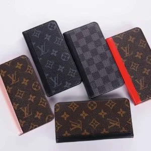 LOUIS VUITTON Wallet Flip Case for iPhone 13 Series LOUIS VUITTON Wallet Flip Case for iPhone 13 Series
