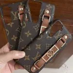 Louis Vuitton Wrist band Case for Samsung Galaxy S22 Ultra Louis Vuitton Wrist band Case for Samsung Galaxy S22 Ultra