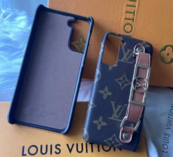 Louis Vuitton Wrist band Case for Samsung Galaxy S22 Ultra Louis Vuitton Wrist band Case for Samsung Galaxy S22 Ultra