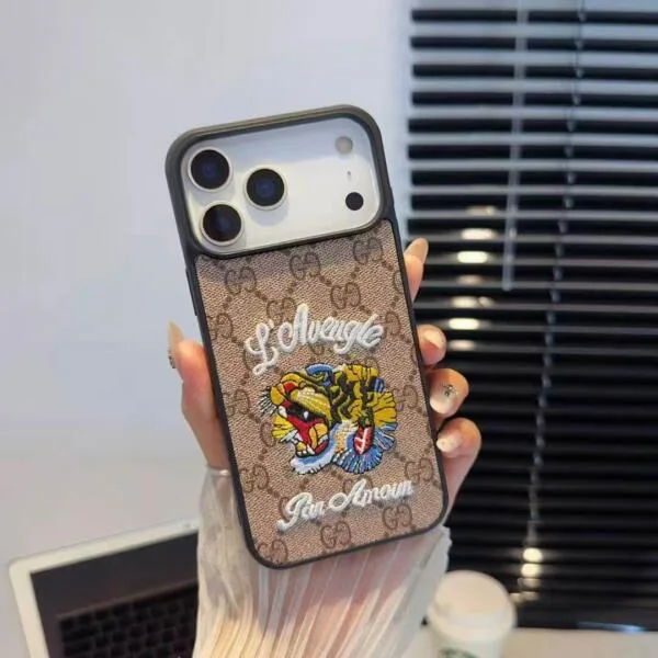 Artisan Embroidered Animal Case for iPhone 17 Series | Gucci-Inspired Slim Cover Artisan Embroidered Animal Case for iPhone 17 Series | Gucci-Inspired Slim Cover