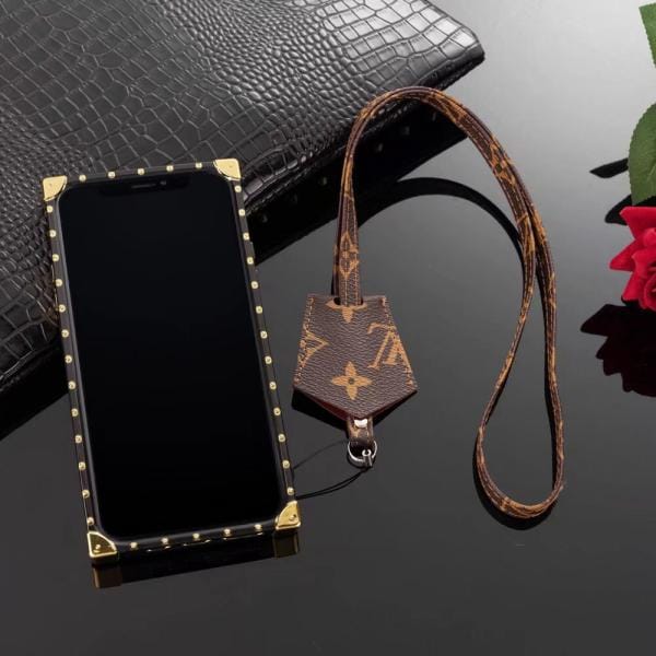 Classic Louis Vuitton Eye Trunk Case