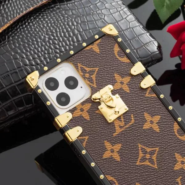 Classic Louis Vuitton Eye Trunk Case For Samsung Galaxy Phone Classic Louis Vuitton Eye Trunk Case For Samsung Galaxy Phone