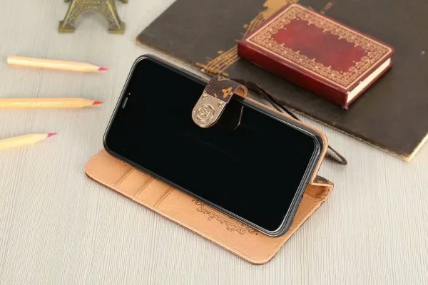 Louis Vuitton Wallet Folio Flip Case for Samsung Galaxy S22
