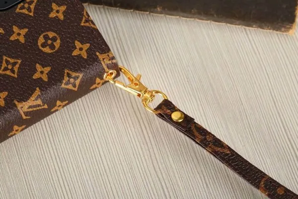 Louis Vuitton Wallet Folio Flip Case for Samsung Galaxy S22