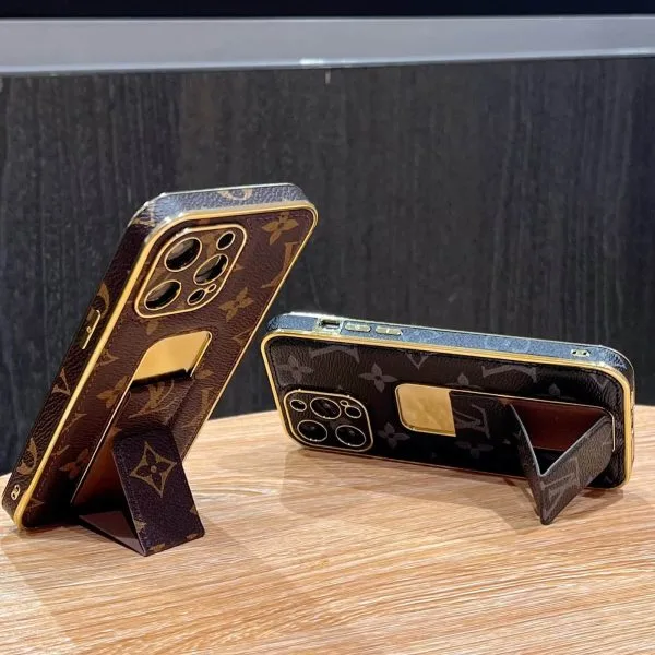 Louis Vuitton Kickstand Plating Edge Case for iPhone 15 14 13 12 11 Pro Max Louis Vuitton Kickstand Plating Edge Case for iPhone 15 14 13 12 11 Pro Max